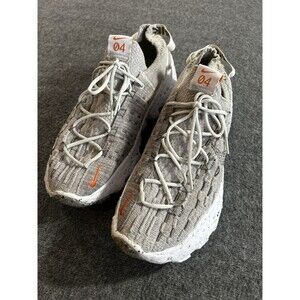 2021 Nike Space Hippie 04 Men’s Sz 11.5 Light Bone Moon CZ6398-009 Sneakers